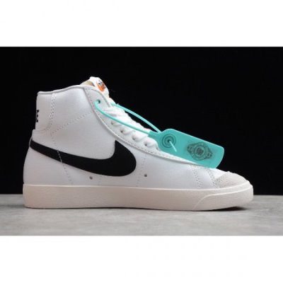 Nike Blazer Mid '1977 Vintage We Beyaz / Siyah Kaykay Ayakkabı Türkiye - 8XD8B7DN